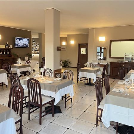 Hotel Villa Liberty Pontecurone Exterior foto