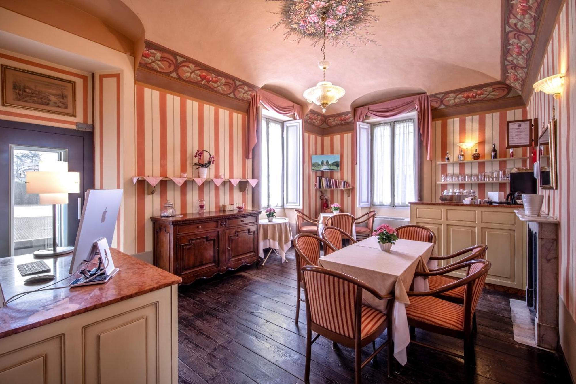 Hotel Villa Liberty Pontecurone Exterior foto