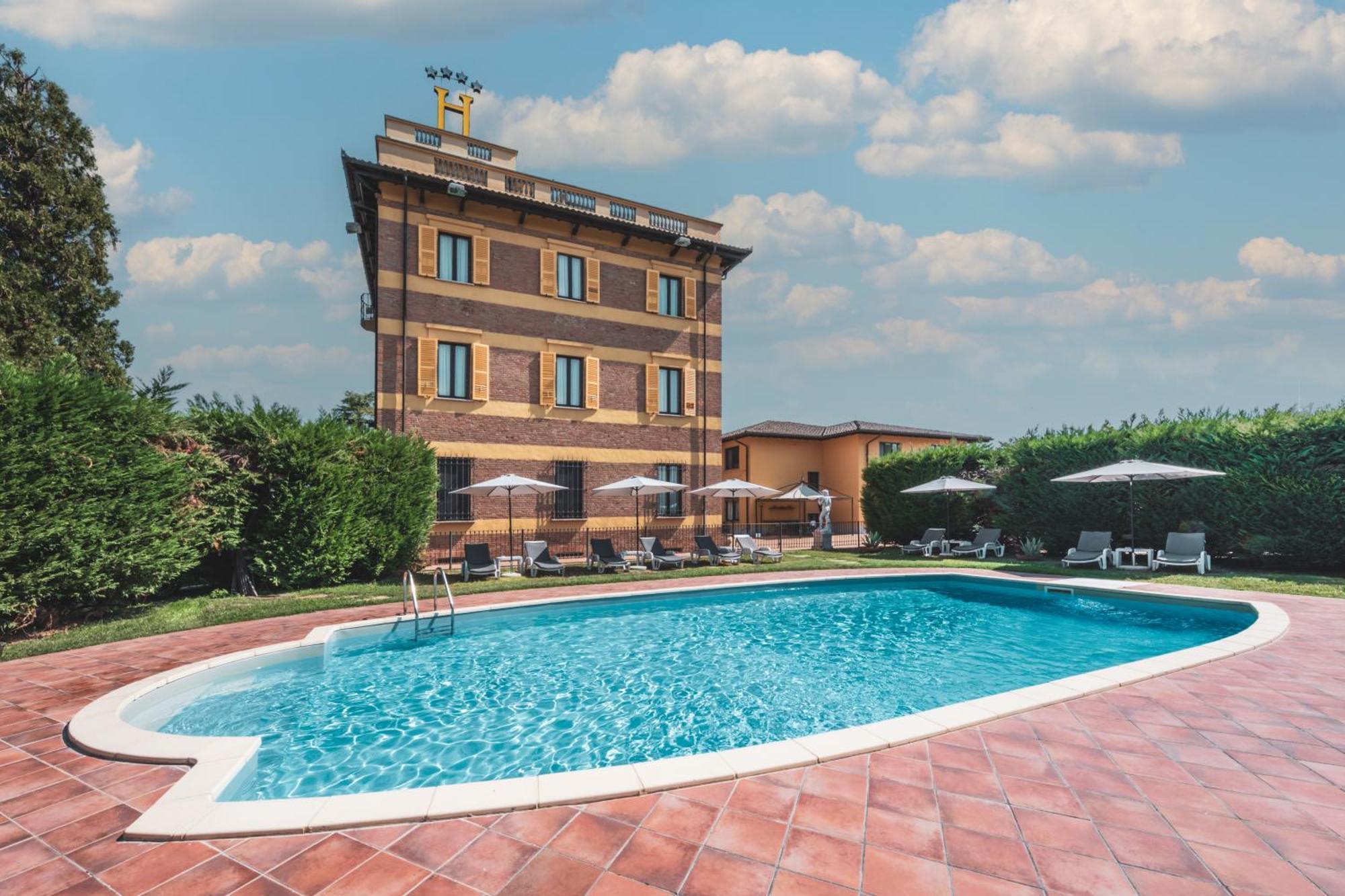 Hotel Villa Liberty Pontecurone Exterior foto